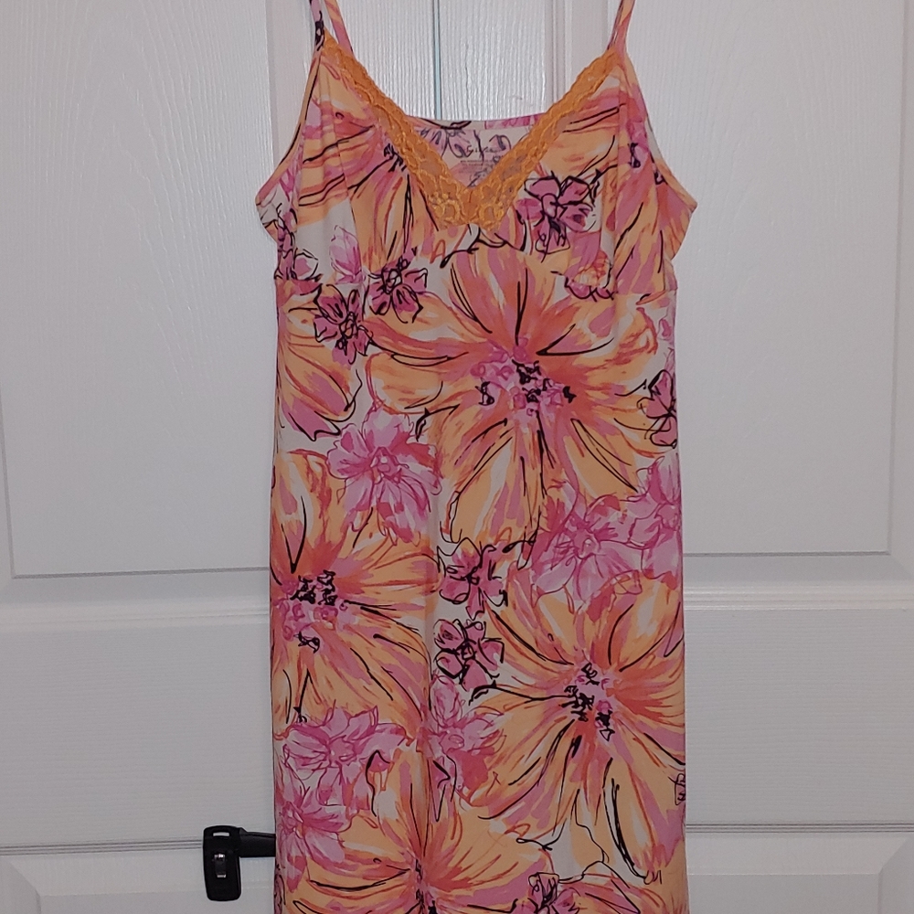 Woman's nighty size Medium